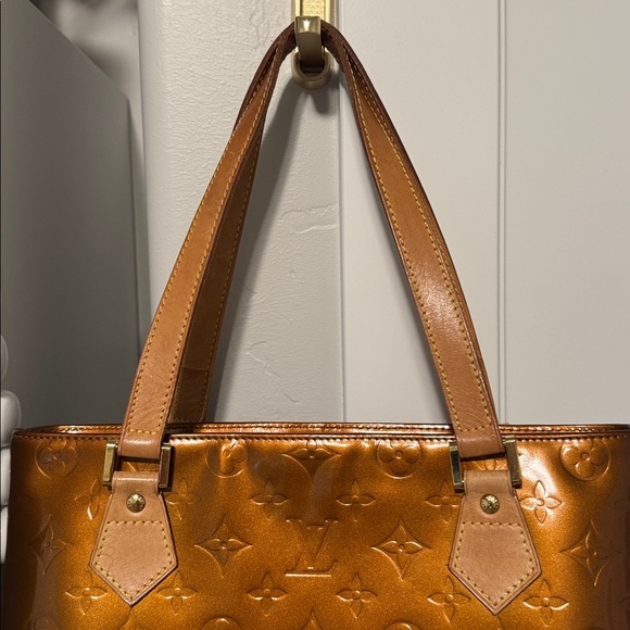 Louis Vuitton Brown Patent Leather Tote - Picture 6 of 16